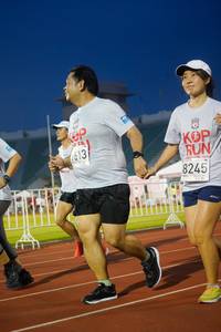 BIB: 1613, 8245
                            <button type="button" onclick="openModal(6109582)" class="btn btn-primary btn-sm float-right btn-popup" data-toggle="modal" data-target=".modal-high-quality">
                        <i class="fas fa-shopping-cart"></i> Add to Cart
                    </button>
                                            <button type="button" onclick="isThisMe(6109582, true)" class="btn btn-success btn-sm float-right btn-popup btn-isme hidden" data-toggle="tooltip" data-placement="bottom" title="นี่คือรูปของคุณใช่ไหม คลิกที่นี่เพื่อเอาเข้าอัลบั้ม">
                        <i class="fas fa-plus"></i> Add to album
                    </button>
                    <button type="button" onclick="isThisMe(6109582, false)" class="btn btn-warning btn-sm float-right btn-popup btn-isnotme hidden">
                        <i class="fas fa-ban"></i> Remove from album
                    </button>