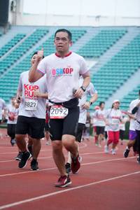 BIB: 8827, 2092
                            <button type="button" onclick="openModal(6071964)" class="btn btn-primary btn-sm float-right btn-popup" data-toggle="modal" data-target=".modal-high-quality">
                        <i class="fas fa-shopping-cart"></i> Add to Cart
                    </button>
                                            <button type="button" onclick="isThisMe(6071964, true)" class="btn btn-success btn-sm float-right btn-popup btn-isme hidden" data-toggle="tooltip" data-placement="bottom" title="นี่คือรูปของคุณใช่ไหม คลิกที่นี่เพื่อเอาเข้าอัลบั้ม">
                        <i class="fas fa-plus"></i> Add to album
                    </button>
                    <button type="button" onclick="isThisMe(6071964, false)" class="btn btn-warning btn-sm float-right btn-popup btn-isnotme hidden">
                        <i class="fas fa-ban"></i> Remove from album
                    </button>