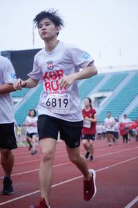 BIB: 2019, 6819
                            <button type="button" onclick="openModal(6071854)" class="btn btn-primary btn-sm float-right btn-popup" data-toggle="modal" data-target=".modal-high-quality">
                        <i class="fas fa-shopping-cart"></i> Add to Cart
                    </button>
                                            <button type="button" onclick="isThisMe(6071854, true)" class="btn btn-success btn-sm float-right btn-popup btn-isme hidden" data-toggle="tooltip" data-placement="bottom" title="นี่คือรูปของคุณใช่ไหม คลิกที่นี่เพื่อเอาเข้าอัลบั้ม">
                        <i class="fas fa-plus"></i> Add to album
                    </button>
                    <button type="button" onclick="isThisMe(6071854, false)" class="btn btn-warning btn-sm float-right btn-popup btn-isnotme hidden">
                        <i class="fas fa-ban"></i> Remove from album
                    </button>