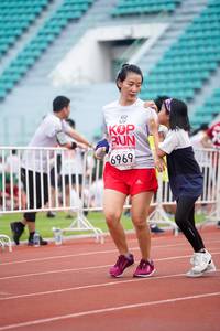 BIB: 6969
                            <button type="button" onclick="openModal(6061429)" class="btn btn-primary btn-sm float-right btn-popup" data-toggle="modal" data-target=".modal-high-quality">
                        <i class="fas fa-shopping-cart"></i> Add to Cart
                    </button>
                                            <button type="button" onclick="isThisMe(6061429, true)" class="btn btn-success btn-sm float-right btn-popup btn-isme hidden" data-toggle="tooltip" data-placement="bottom" title="นี่คือรูปของคุณใช่ไหม คลิกที่นี่เพื่อเอาเข้าอัลบั้ม">
                        <i class="fas fa-plus"></i> Add to album
                    </button>
                    <button type="button" onclick="isThisMe(6061429, false)" class="btn btn-warning btn-sm float-right btn-popup btn-isnotme hidden">
                        <i class="fas fa-ban"></i> Remove from album
                    </button>