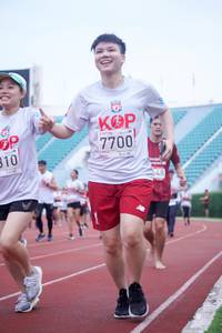 BIB: 7700, 810, 348
                            <button type="button" onclick="openModal(6077664)" class="btn btn-primary btn-sm float-right btn-popup" data-toggle="modal" data-target=".modal-high-quality">
                        <i class="fas fa-shopping-cart"></i> Add to Cart
                    </button>
                                            <button type="button" onclick="isThisMe(6077664, true)" class="btn btn-success btn-sm float-right btn-popup btn-isme hidden" data-toggle="tooltip" data-placement="bottom" title="นี่คือรูปของคุณใช่ไหม คลิกที่นี่เพื่อเอาเข้าอัลบั้ม">
                        <i class="fas fa-plus"></i> Add to album
                    </button>
                    <button type="button" onclick="isThisMe(6077664, false)" class="btn btn-warning btn-sm float-right btn-popup btn-isnotme hidden">
                        <i class="fas fa-ban"></i> Remove from album
                    </button>