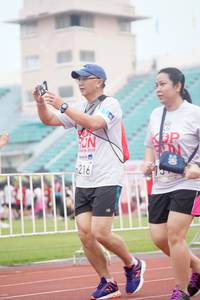 BIB: 216
                            <button type="button" onclick="openModal(6069851)" class="btn btn-primary btn-sm float-right btn-popup" data-toggle="modal" data-target=".modal-high-quality">
                        <i class="fas fa-shopping-cart"></i> Add to Cart
                    </button>
                                            <button type="button" onclick="isThisMe(6069851, true)" class="btn btn-success btn-sm float-right btn-popup btn-isme hidden" data-toggle="tooltip" data-placement="bottom" title="นี่คือรูปของคุณใช่ไหม คลิกที่นี่เพื่อเอาเข้าอัลบั้ม">
                        <i class="fas fa-plus"></i> Add to album
                    </button>
                    <button type="button" onclick="isThisMe(6069851, false)" class="btn btn-warning btn-sm float-right btn-popup btn-isnotme hidden">
                        <i class="fas fa-ban"></i> Remove from album
                    </button>