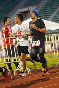 BIB: 357, 4006
                            <button type="button" onclick="openModal(6109678)" class="btn btn-primary btn-sm float-right btn-popup" data-toggle="modal" data-target=".modal-high-quality">
                        <i class="fas fa-shopping-cart"></i> Add to Cart
                    </button>
                                            <button type="button" onclick="isThisMe(6109678, true)" class="btn btn-success btn-sm float-right btn-popup btn-isme hidden" data-toggle="tooltip" data-placement="bottom" title="นี่คือรูปของคุณใช่ไหม คลิกที่นี่เพื่อเอาเข้าอัลบั้ม">
                        <i class="fas fa-plus"></i> Add to album
                    </button>
                    <button type="button" onclick="isThisMe(6109678, false)" class="btn btn-warning btn-sm float-right btn-popup btn-isnotme hidden">
                        <i class="fas fa-ban"></i> Remove from album
                    </button>