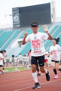 BIB: 3527, 4792
                            <button type="button" onclick="openModal(6059467)" class="btn btn-primary btn-sm float-right btn-popup" data-toggle="modal" data-target=".modal-high-quality">
                        <i class="fas fa-shopping-cart"></i> Add to Cart
                    </button>
                                            <button type="button" onclick="isThisMe(6059467, true)" class="btn btn-success btn-sm float-right btn-popup btn-isme hidden" data-toggle="tooltip" data-placement="bottom" title="นี่คือรูปของคุณใช่ไหม คลิกที่นี่เพื่อเอาเข้าอัลบั้ม">
                        <i class="fas fa-plus"></i> Add to album
                    </button>
                    <button type="button" onclick="isThisMe(6059467, false)" class="btn btn-warning btn-sm float-right btn-popup btn-isnotme hidden">
                        <i class="fas fa-ban"></i> Remove from album
                    </button>