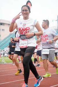 BIB: 2404
                            <button type="button" onclick="openModal(6053487)" class="btn btn-primary btn-sm float-right btn-popup" data-toggle="modal" data-target=".modal-high-quality">
                        <i class="fas fa-shopping-cart"></i> Add to Cart
                    </button>
                                            <button type="button" onclick="isThisMe(6053487, true)" class="btn btn-success btn-sm float-right btn-popup btn-isme hidden" data-toggle="tooltip" data-placement="bottom" title="นี่คือรูปของคุณใช่ไหม คลิกที่นี่เพื่อเอาเข้าอัลบั้ม">
                        <i class="fas fa-plus"></i> Add to album
                    </button>
                    <button type="button" onclick="isThisMe(6053487, false)" class="btn btn-warning btn-sm float-right btn-popup btn-isnotme hidden">
                        <i class="fas fa-ban"></i> Remove from album
                    </button>