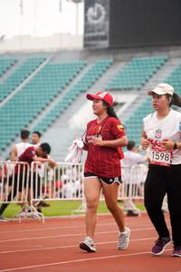 BIB: 1598
                            <button type="button" onclick="openModal(6046272)" class="btn btn-primary btn-sm float-right btn-popup" data-toggle="modal" data-target=".modal-high-quality">
                        <i class="fas fa-shopping-cart"></i> Add to Cart
                    </button>
                                            <button type="button" onclick="isThisMe(6046272, true)" class="btn btn-success btn-sm float-right btn-popup btn-isme hidden" data-toggle="tooltip" data-placement="bottom" title="นี่คือรูปของคุณใช่ไหม คลิกที่นี่เพื่อเอาเข้าอัลบั้ม">
                        <i class="fas fa-plus"></i> Add to album
                    </button>
                    <button type="button" onclick="isThisMe(6046272, false)" class="btn btn-warning btn-sm float-right btn-popup btn-isnotme hidden">
                        <i class="fas fa-ban"></i> Remove from album
                    </button>