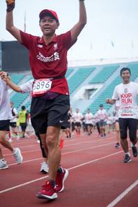 BIB: 6896, 3804
                            <button type="button" onclick="openModal(6077528)" class="btn btn-primary btn-sm float-right btn-popup" data-toggle="modal" data-target=".modal-high-quality">
                        <i class="fas fa-shopping-cart"></i> Add to Cart
                    </button>
                                            <button type="button" onclick="isThisMe(6077528, true)" class="btn btn-success btn-sm float-right btn-popup btn-isme hidden" data-toggle="tooltip" data-placement="bottom" title="นี่คือรูปของคุณใช่ไหม คลิกที่นี่เพื่อเอาเข้าอัลบั้ม">
                        <i class="fas fa-plus"></i> Add to album
                    </button>
                    <button type="button" onclick="isThisMe(6077528, false)" class="btn btn-warning btn-sm float-right btn-popup btn-isnotme hidden">
                        <i class="fas fa-ban"></i> Remove from album
                    </button>