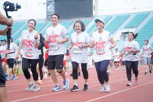 BIB: 8882, 5592, 9063, 5890, 8803
                            <button type="button" onclick="openModal(6078195)" class="btn btn-primary btn-sm float-right btn-popup" data-toggle="modal" data-target=".modal-high-quality">
                        <i class="fas fa-shopping-cart"></i> Add to Cart
                    </button>
                                            <button type="button" onclick="isThisMe(6078195, true)" class="btn btn-success btn-sm float-right btn-popup btn-isme hidden" data-toggle="tooltip" data-placement="bottom" title="นี่คือรูปของคุณใช่ไหม คลิกที่นี่เพื่อเอาเข้าอัลบั้ม">
                        <i class="fas fa-plus"></i> Add to album
                    </button>
                    <button type="button" onclick="isThisMe(6078195, false)" class="btn btn-warning btn-sm float-right btn-popup btn-isnotme hidden">
                        <i class="fas fa-ban"></i> Remove from album
                    </button>