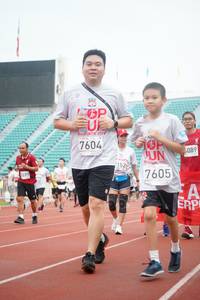 BIB: 201, 7604, 089, 152, 7605, 699
                            <button type="button" onclick="openModal(6077682)" class="btn btn-primary btn-sm float-right btn-popup" data-toggle="modal" data-target=".modal-high-quality">
                        <i class="fas fa-shopping-cart"></i> Add to Cart
                    </button>
                                            <button type="button" onclick="isThisMe(6077682, true)" class="btn btn-success btn-sm float-right btn-popup btn-isme hidden" data-toggle="tooltip" data-placement="bottom" title="นี่คือรูปของคุณใช่ไหม คลิกที่นี่เพื่อเอาเข้าอัลบั้ม">
                        <i class="fas fa-plus"></i> Add to album
                    </button>
                    <button type="button" onclick="isThisMe(6077682, false)" class="btn btn-warning btn-sm float-right btn-popup btn-isnotme hidden">
                        <i class="fas fa-ban"></i> Remove from album
                    </button>