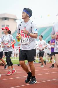 BIB: 8203, 8710
                            <button type="button" onclick="openModal(6059322)" class="btn btn-primary btn-sm float-right btn-popup" data-toggle="modal" data-target=".modal-high-quality">
                        <i class="fas fa-shopping-cart"></i> Add to Cart
                    </button>
                                            <button type="button" onclick="isThisMe(6059322, true)" class="btn btn-success btn-sm float-right btn-popup btn-isme hidden" data-toggle="tooltip" data-placement="bottom" title="นี่คือรูปของคุณใช่ไหม คลิกที่นี่เพื่อเอาเข้าอัลบั้ม">
                        <i class="fas fa-plus"></i> Add to album
                    </button>
                    <button type="button" onclick="isThisMe(6059322, false)" class="btn btn-warning btn-sm float-right btn-popup btn-isnotme hidden">
                        <i class="fas fa-ban"></i> Remove from album
                    </button>