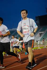 BIB: 8946, 201
                            <button type="button" onclick="openModal(6109647)" class="btn btn-primary btn-sm float-right btn-popup" data-toggle="modal" data-target=".modal-high-quality">
                        <i class="fas fa-shopping-cart"></i> Add to Cart
                    </button>
                                            <button type="button" onclick="isThisMe(6109647, true)" class="btn btn-success btn-sm float-right btn-popup btn-isme hidden" data-toggle="tooltip" data-placement="bottom" title="นี่คือรูปของคุณใช่ไหม คลิกที่นี่เพื่อเอาเข้าอัลบั้ม">
                        <i class="fas fa-plus"></i> Add to album
                    </button>
                    <button type="button" onclick="isThisMe(6109647, false)" class="btn btn-warning btn-sm float-right btn-popup btn-isnotme hidden">
                        <i class="fas fa-ban"></i> Remove from album
                    </button>