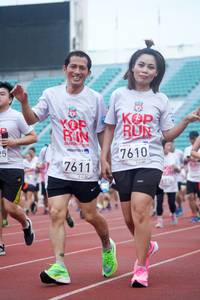 BIB: 7610, 7611
                            <button type="button" onclick="openModal(6077545)" class="btn btn-primary btn-sm float-right btn-popup" data-toggle="modal" data-target=".modal-high-quality">
                        <i class="fas fa-shopping-cart"></i> Add to Cart
                    </button>
                                            <button type="button" onclick="isThisMe(6077545, true)" class="btn btn-success btn-sm float-right btn-popup btn-isme hidden" data-toggle="tooltip" data-placement="bottom" title="นี่คือรูปของคุณใช่ไหม คลิกที่นี่เพื่อเอาเข้าอัลบั้ม">
                        <i class="fas fa-plus"></i> Add to album
                    </button>
                    <button type="button" onclick="isThisMe(6077545, false)" class="btn btn-warning btn-sm float-right btn-popup btn-isnotme hidden">
                        <i class="fas fa-ban"></i> Remove from album
                    </button>