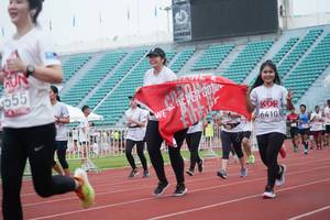 BIB: 555, 6410, 835535
                            <button type="button" onclick="openModal(6071926)" class="btn btn-primary btn-sm float-right btn-popup" data-toggle="modal" data-target=".modal-high-quality">
                        <i class="fas fa-shopping-cart"></i> Add to Cart
                    </button>
                                            <button type="button" onclick="isThisMe(6071926, true)" class="btn btn-success btn-sm float-right btn-popup btn-isme hidden" data-toggle="tooltip" data-placement="bottom" title="นี่คือรูปของคุณใช่ไหม คลิกที่นี่เพื่อเอาเข้าอัลบั้ม">
                        <i class="fas fa-plus"></i> Add to album
                    </button>
                    <button type="button" onclick="isThisMe(6071926, false)" class="btn btn-warning btn-sm float-right btn-popup btn-isnotme hidden">
                        <i class="fas fa-ban"></i> Remove from album
                    </button>