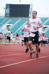 BIB: 3827, 2092
                            <button type="button" onclick="openModal(6071963)" class="btn btn-primary btn-sm float-right btn-popup" data-toggle="modal" data-target=".modal-high-quality">
                        <i class="fas fa-shopping-cart"></i> Add to Cart
                    </button>
                                            <button type="button" onclick="isThisMe(6071963, true)" class="btn btn-success btn-sm float-right btn-popup btn-isme hidden" data-toggle="tooltip" data-placement="bottom" title="นี่คือรูปของคุณใช่ไหม คลิกที่นี่เพื่อเอาเข้าอัลบั้ม">
                        <i class="fas fa-plus"></i> Add to album
                    </button>
                    <button type="button" onclick="isThisMe(6071963, false)" class="btn btn-warning btn-sm float-right btn-popup btn-isnotme hidden">
                        <i class="fas fa-ban"></i> Remove from album
                    </button>