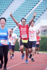 BIB: 2612, 3260, 2332
                            <button type="button" onclick="openModal(6077720)" class="btn btn-primary btn-sm float-right btn-popup" data-toggle="modal" data-target=".modal-high-quality">
                        <i class="fas fa-shopping-cart"></i> Add to Cart
                    </button>
                                            <button type="button" onclick="isThisMe(6077720, true)" class="btn btn-success btn-sm float-right btn-popup btn-isme hidden" data-toggle="tooltip" data-placement="bottom" title="นี่คือรูปของคุณใช่ไหม คลิกที่นี่เพื่อเอาเข้าอัลบั้ม">
                        <i class="fas fa-plus"></i> Add to album
                    </button>
                    <button type="button" onclick="isThisMe(6077720, false)" class="btn btn-warning btn-sm float-right btn-popup btn-isnotme hidden">
                        <i class="fas fa-ban"></i> Remove from album
                    </button>