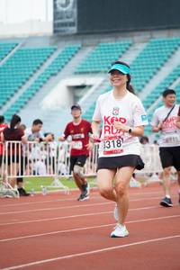 BIB: 318, 8915
                            <button type="button" onclick="openModal(6059886)" class="btn btn-primary btn-sm float-right btn-popup" data-toggle="modal" data-target=".modal-high-quality">
                        <i class="fas fa-shopping-cart"></i> Add to Cart
                    </button>
                                            <button type="button" onclick="isThisMe(6059886, true)" class="btn btn-success btn-sm float-right btn-popup btn-isme hidden" data-toggle="tooltip" data-placement="bottom" title="นี่คือรูปของคุณใช่ไหม คลิกที่นี่เพื่อเอาเข้าอัลบั้ม">
                        <i class="fas fa-plus"></i> Add to album
                    </button>
                    <button type="button" onclick="isThisMe(6059886, false)" class="btn btn-warning btn-sm float-right btn-popup btn-isnotme hidden">
                        <i class="fas fa-ban"></i> Remove from album
                    </button>