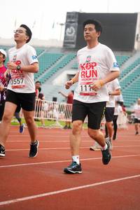 BIB: 201, 3557
                            <button type="button" onclick="openModal(6050421)" class="btn btn-primary btn-sm float-right btn-popup" data-toggle="modal" data-target=".modal-high-quality">
                        <i class="fas fa-shopping-cart"></i> Add to Cart
                    </button>
                                            <button type="button" onclick="isThisMe(6050421, true)" class="btn btn-success btn-sm float-right btn-popup btn-isme hidden" data-toggle="tooltip" data-placement="bottom" title="นี่คือรูปของคุณใช่ไหม คลิกที่นี่เพื่อเอาเข้าอัลบั้ม">
                        <i class="fas fa-plus"></i> Add to album
                    </button>
                    <button type="button" onclick="isThisMe(6050421, false)" class="btn btn-warning btn-sm float-right btn-popup btn-isnotme hidden">
                        <i class="fas fa-ban"></i> Remove from album
                    </button>