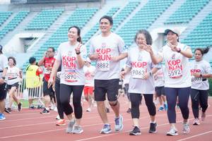 BIB: 8882, 9063, 856, 5890, 5592, 8803
                            <button type="button" onclick="openModal(6078185)" class="btn btn-primary btn-sm float-right btn-popup" data-toggle="modal" data-target=".modal-high-quality">
                        <i class="fas fa-shopping-cart"></i> Add to Cart
                    </button>
                                            <button type="button" onclick="isThisMe(6078185, true)" class="btn btn-success btn-sm float-right btn-popup btn-isme hidden" data-toggle="tooltip" data-placement="bottom" title="นี่คือรูปของคุณใช่ไหม คลิกที่นี่เพื่อเอาเข้าอัลบั้ม">
                        <i class="fas fa-plus"></i> Add to album
                    </button>
                    <button type="button" onclick="isThisMe(6078185, false)" class="btn btn-warning btn-sm float-right btn-popup btn-isnotme hidden">
                        <i class="fas fa-ban"></i> Remove from album
                    </button>