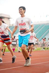 BIB: 5077, 190
                            <button type="button" onclick="openModal(6050014)" class="btn btn-primary btn-sm float-right btn-popup" data-toggle="modal" data-target=".modal-high-quality">
                        <i class="fas fa-shopping-cart"></i> Add to Cart
                    </button>
                                            <button type="button" onclick="isThisMe(6050014, true)" class="btn btn-success btn-sm float-right btn-popup btn-isme hidden" data-toggle="tooltip" data-placement="bottom" title="นี่คือรูปของคุณใช่ไหม คลิกที่นี่เพื่อเอาเข้าอัลบั้ม">
                        <i class="fas fa-plus"></i> Add to album
                    </button>
                    <button type="button" onclick="isThisMe(6050014, false)" class="btn btn-warning btn-sm float-right btn-popup btn-isnotme hidden">
                        <i class="fas fa-ban"></i> Remove from album
                    </button>