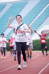 BIB: 8048
                            <button type="button" onclick="openModal(6069677)" class="btn btn-primary btn-sm float-right btn-popup" data-toggle="modal" data-target=".modal-high-quality">
                        <i class="fas fa-shopping-cart"></i> Add to Cart
                    </button>
                                            <button type="button" onclick="isThisMe(6069677, true)" class="btn btn-success btn-sm float-right btn-popup btn-isme hidden" data-toggle="tooltip" data-placement="bottom" title="นี่คือรูปของคุณใช่ไหม คลิกที่นี่เพื่อเอาเข้าอัลบั้ม">
                        <i class="fas fa-plus"></i> Add to album
                    </button>
                    <button type="button" onclick="isThisMe(6069677, false)" class="btn btn-warning btn-sm float-right btn-popup btn-isnotme hidden">
                        <i class="fas fa-ban"></i> Remove from album
                    </button>