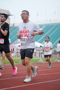 BIB: 8021, 258
                            <button type="button" onclick="openModal(6077434)" class="btn btn-primary btn-sm float-right btn-popup" data-toggle="modal" data-target=".modal-high-quality">
                        <i class="fas fa-shopping-cart"></i> Add to Cart
                    </button>
                                            <button type="button" onclick="isThisMe(6077434, true)" class="btn btn-success btn-sm float-right btn-popup btn-isme hidden" data-toggle="tooltip" data-placement="bottom" title="นี่คือรูปของคุณใช่ไหม คลิกที่นี่เพื่อเอาเข้าอัลบั้ม">
                        <i class="fas fa-plus"></i> Add to album
                    </button>
                    <button type="button" onclick="isThisMe(6077434, false)" class="btn btn-warning btn-sm float-right btn-popup btn-isnotme hidden">
                        <i class="fas fa-ban"></i> Remove from album
                    </button>