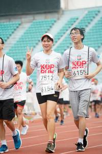 BIB: 6155, 7512, 6154
                            <button type="button" onclick="openModal(6078239)" class="btn btn-primary btn-sm float-right btn-popup" data-toggle="modal" data-target=".modal-high-quality">
                        <i class="fas fa-shopping-cart"></i> Add to Cart
                    </button>
                                            <button type="button" onclick="isThisMe(6078239, true)" class="btn btn-success btn-sm float-right btn-popup btn-isme hidden" data-toggle="tooltip" data-placement="bottom" title="นี่คือรูปของคุณใช่ไหม คลิกที่นี่เพื่อเอาเข้าอัลบั้ม">
                        <i class="fas fa-plus"></i> Add to album
                    </button>
                    <button type="button" onclick="isThisMe(6078239, false)" class="btn btn-warning btn-sm float-right btn-popup btn-isnotme hidden">
                        <i class="fas fa-ban"></i> Remove from album
                    </button>