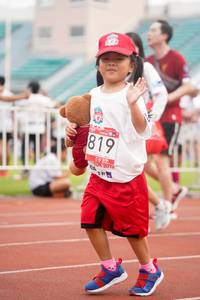 BIB: 819, 201
                            <button type="button" onclick="openModal(6049889)" class="btn btn-primary btn-sm float-right btn-popup" data-toggle="modal" data-target=".modal-high-quality">
                        <i class="fas fa-shopping-cart"></i> Add to Cart
                    </button>
                                            <button type="button" onclick="isThisMe(6049889, true)" class="btn btn-success btn-sm float-right btn-popup btn-isme hidden" data-toggle="tooltip" data-placement="bottom" title="นี่คือรูปของคุณใช่ไหม คลิกที่นี่เพื่อเอาเข้าอัลบั้ม">
                        <i class="fas fa-plus"></i> Add to album
                    </button>
                    <button type="button" onclick="isThisMe(6049889, false)" class="btn btn-warning btn-sm float-right btn-popup btn-isnotme hidden">
                        <i class="fas fa-ban"></i> Remove from album
                    </button>