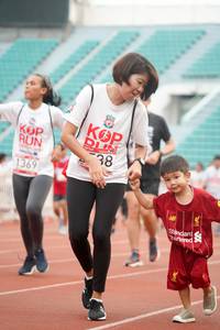 BIB: 1369
                            <button type="button" onclick="openModal(6057222)" class="btn btn-primary btn-sm float-right btn-popup" data-toggle="modal" data-target=".modal-high-quality">
                        <i class="fas fa-shopping-cart"></i> Add to Cart
                    </button>
                                            <button type="button" onclick="isThisMe(6057222, true)" class="btn btn-success btn-sm float-right btn-popup btn-isme hidden" data-toggle="tooltip" data-placement="bottom" title="นี่คือรูปของคุณใช่ไหม คลิกที่นี่เพื่อเอาเข้าอัลบั้ม">
                        <i class="fas fa-plus"></i> Add to album
                    </button>
                    <button type="button" onclick="isThisMe(6057222, false)" class="btn btn-warning btn-sm float-right btn-popup btn-isnotme hidden">
                        <i class="fas fa-ban"></i> Remove from album
                    </button>