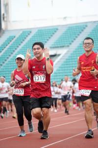 BIB: 1317, 704, 5657
                            <button type="button" onclick="openModal(6069962)" class="btn btn-primary btn-sm float-right btn-popup" data-toggle="modal" data-target=".modal-high-quality">
                        <i class="fas fa-shopping-cart"></i> Add to Cart
                    </button>
                                            <button type="button" onclick="isThisMe(6069962, true)" class="btn btn-success btn-sm float-right btn-popup btn-isme hidden" data-toggle="tooltip" data-placement="bottom" title="นี่คือรูปของคุณใช่ไหม คลิกที่นี่เพื่อเอาเข้าอัลบั้ม">
                        <i class="fas fa-plus"></i> Add to album
                    </button>
                    <button type="button" onclick="isThisMe(6069962, false)" class="btn btn-warning btn-sm float-right btn-popup btn-isnotme hidden">
                        <i class="fas fa-ban"></i> Remove from album
                    </button>