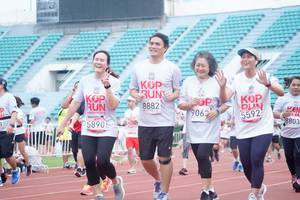 BIB: 8882, 9062, 5592, 5890, 8803
                            <button type="button" onclick="openModal(6078182)" class="btn btn-primary btn-sm float-right btn-popup" data-toggle="modal" data-target=".modal-high-quality">
                        <i class="fas fa-shopping-cart"></i> Add to Cart
                    </button>
                                            <button type="button" onclick="isThisMe(6078182, true)" class="btn btn-success btn-sm float-right btn-popup btn-isme hidden" data-toggle="tooltip" data-placement="bottom" title="นี่คือรูปของคุณใช่ไหม คลิกที่นี่เพื่อเอาเข้าอัลบั้ม">
                        <i class="fas fa-plus"></i> Add to album
                    </button>
                    <button type="button" onclick="isThisMe(6078182, false)" class="btn btn-warning btn-sm float-right btn-popup btn-isnotme hidden">
                        <i class="fas fa-ban"></i> Remove from album
                    </button>