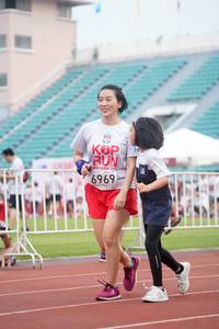 BIB: 6969
                            <button type="button" onclick="openModal(6061468)" class="btn btn-primary btn-sm float-right btn-popup" data-toggle="modal" data-target=".modal-high-quality">
                        <i class="fas fa-shopping-cart"></i> Add to Cart
                    </button>
                                            <button type="button" onclick="isThisMe(6061468, true)" class="btn btn-success btn-sm float-right btn-popup btn-isme hidden" data-toggle="tooltip" data-placement="bottom" title="นี่คือรูปของคุณใช่ไหม คลิกที่นี่เพื่อเอาเข้าอัลบั้ม">
                        <i class="fas fa-plus"></i> Add to album
                    </button>
                    <button type="button" onclick="isThisMe(6061468, false)" class="btn btn-warning btn-sm float-right btn-popup btn-isnotme hidden">
                        <i class="fas fa-ban"></i> Remove from album
                    </button>