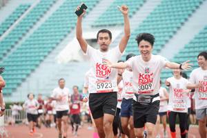 BIB: 5923, 575, 385, 3009, 034
                            <button type="button" onclick="openModal(6056767)" class="btn btn-primary btn-sm float-right btn-popup" data-toggle="modal" data-target=".modal-high-quality">
                        <i class="fas fa-shopping-cart"></i> Add to Cart
                    </button>
                                            <button type="button" onclick="isThisMe(6056767, true)" class="btn btn-success btn-sm float-right btn-popup btn-isme hidden" data-toggle="tooltip" data-placement="bottom" title="นี่คือรูปของคุณใช่ไหม คลิกที่นี่เพื่อเอาเข้าอัลบั้ม">
                        <i class="fas fa-plus"></i> Add to album
                    </button>
                    <button type="button" onclick="isThisMe(6056767, false)" class="btn btn-warning btn-sm float-right btn-popup btn-isnotme hidden">
                        <i class="fas fa-ban"></i> Remove from album
                    </button>