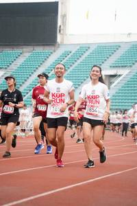 BIB: 1854, 2777, 185, 2813
                            <button type="button" onclick="openModal(6059868)" class="btn btn-primary btn-sm float-right btn-popup" data-toggle="modal" data-target=".modal-high-quality">
                        <i class="fas fa-shopping-cart"></i> Add to Cart
                    </button>
                                            <button type="button" onclick="isThisMe(6059868, true)" class="btn btn-success btn-sm float-right btn-popup btn-isme hidden" data-toggle="tooltip" data-placement="bottom" title="นี่คือรูปของคุณใช่ไหม คลิกที่นี่เพื่อเอาเข้าอัลบั้ม">
                        <i class="fas fa-plus"></i> Add to album
                    </button>
                    <button type="button" onclick="isThisMe(6059868, false)" class="btn btn-warning btn-sm float-right btn-popup btn-isnotme hidden">
                        <i class="fas fa-ban"></i> Remove from album
                    </button>