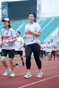 BIB: 8859, 091
                            <button type="button" onclick="openModal(6077597)" class="btn btn-primary btn-sm float-right btn-popup" data-toggle="modal" data-target=".modal-high-quality">
                        <i class="fas fa-shopping-cart"></i> Add to Cart
                    </button>
                                            <button type="button" onclick="isThisMe(6077597, true)" class="btn btn-success btn-sm float-right btn-popup btn-isme hidden" data-toggle="tooltip" data-placement="bottom" title="นี่คือรูปของคุณใช่ไหม คลิกที่นี่เพื่อเอาเข้าอัลบั้ม">
                        <i class="fas fa-plus"></i> Add to album
                    </button>
                    <button type="button" onclick="isThisMe(6077597, false)" class="btn btn-warning btn-sm float-right btn-popup btn-isnotme hidden">
                        <i class="fas fa-ban"></i> Remove from album
                    </button>