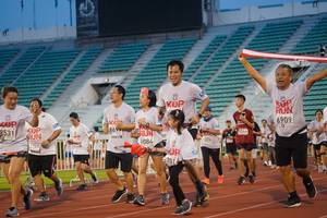 BIB: 6909, 9531, 869, 9084, 064, 076, 5289, 701
                            <button type="button" onclick="openModal(6071456)" class="btn btn-primary btn-sm float-right btn-popup" data-toggle="modal" data-target=".modal-high-quality">
                        <i class="fas fa-shopping-cart"></i> Add to Cart
                    </button>
                                            <button type="button" onclick="isThisMe(6071456, true)" class="btn btn-success btn-sm float-right btn-popup btn-isme hidden" data-toggle="tooltip" data-placement="bottom" title="นี่คือรูปของคุณใช่ไหม คลิกที่นี่เพื่อเอาเข้าอัลบั้ม">
                        <i class="fas fa-plus"></i> Add to album
                    </button>
                    <button type="button" onclick="isThisMe(6071456, false)" class="btn btn-warning btn-sm float-right btn-popup btn-isnotme hidden">
                        <i class="fas fa-ban"></i> Remove from album
                    </button>