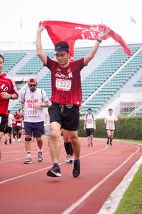 BIB: 1322, 7135, 
                            <button type="button" onclick="openModal(6069709)" class="btn btn-primary btn-sm float-right btn-popup" data-toggle="modal" data-target=".modal-high-quality">
                        <i class="fas fa-shopping-cart"></i> Add to Cart
                    </button>
                                            <button type="button" onclick="isThisMe(6069709, true)" class="btn btn-success btn-sm float-right btn-popup btn-isme hidden" data-toggle="tooltip" data-placement="bottom" title="นี่คือรูปของคุณใช่ไหม คลิกที่นี่เพื่อเอาเข้าอัลบั้ม">
                        <i class="fas fa-plus"></i> Add to album
                    </button>
                    <button type="button" onclick="isThisMe(6069709, false)" class="btn btn-warning btn-sm float-right btn-popup btn-isnotme hidden">
                        <i class="fas fa-ban"></i> Remove from album
                    </button>