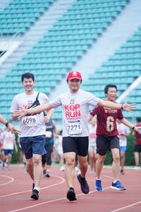 BIB: 6098, 2019, 7271
                            <button type="button" onclick="openModal(6069884)" class="btn btn-primary btn-sm float-right btn-popup" data-toggle="modal" data-target=".modal-high-quality">
                        <i class="fas fa-shopping-cart"></i> Add to Cart
                    </button>
                                            <button type="button" onclick="isThisMe(6069884, true)" class="btn btn-success btn-sm float-right btn-popup btn-isme hidden" data-toggle="tooltip" data-placement="bottom" title="นี่คือรูปของคุณใช่ไหม คลิกที่นี่เพื่อเอาเข้าอัลบั้ม">
                        <i class="fas fa-plus"></i> Add to album
                    </button>
                    <button type="button" onclick="isThisMe(6069884, false)" class="btn btn-warning btn-sm float-right btn-popup btn-isnotme hidden">
                        <i class="fas fa-ban"></i> Remove from album
                    </button>