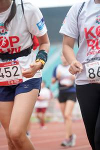 BIB: 452
                            <button type="button" onclick="openModal(6053282)" class="btn btn-primary btn-sm float-right btn-popup" data-toggle="modal" data-target=".modal-high-quality">
                        <i class="fas fa-shopping-cart"></i> Add to Cart
                    </button>
                                            <button type="button" onclick="isThisMe(6053282, true)" class="btn btn-success btn-sm float-right btn-popup btn-isme hidden" data-toggle="tooltip" data-placement="bottom" title="นี่คือรูปของคุณใช่ไหม คลิกที่นี่เพื่อเอาเข้าอัลบั้ม">
                        <i class="fas fa-plus"></i> Add to album
                    </button>
                    <button type="button" onclick="isThisMe(6053282, false)" class="btn btn-warning btn-sm float-right btn-popup btn-isnotme hidden">
                        <i class="fas fa-ban"></i> Remove from album
                    </button>