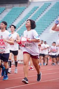 BIB: 6590, 2019, 385
                            <button type="button" onclick="openModal(6061647)" class="btn btn-primary btn-sm float-right btn-popup" data-toggle="modal" data-target=".modal-high-quality">
                        <i class="fas fa-shopping-cart"></i> Add to Cart
                    </button>
                                            <button type="button" onclick="isThisMe(6061647, true)" class="btn btn-success btn-sm float-right btn-popup btn-isme hidden" data-toggle="tooltip" data-placement="bottom" title="นี่คือรูปของคุณใช่ไหม คลิกที่นี่เพื่อเอาเข้าอัลบั้ม">
                        <i class="fas fa-plus"></i> Add to album
                    </button>
                    <button type="button" onclick="isThisMe(6061647, false)" class="btn btn-warning btn-sm float-right btn-popup btn-isnotme hidden">
                        <i class="fas fa-ban"></i> Remove from album
                    </button>