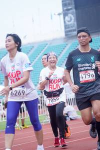 BIB: 4796, 6269, 1059
                            <button type="button" onclick="openModal(6077751)" class="btn btn-primary btn-sm float-right btn-popup" data-toggle="modal" data-target=".modal-high-quality">
                        <i class="fas fa-shopping-cart"></i> Add to Cart
                    </button>
                                            <button type="button" onclick="isThisMe(6077751, true)" class="btn btn-success btn-sm float-right btn-popup btn-isme hidden" data-toggle="tooltip" data-placement="bottom" title="นี่คือรูปของคุณใช่ไหม คลิกที่นี่เพื่อเอาเข้าอัลบั้ม">
                        <i class="fas fa-plus"></i> Add to album
                    </button>
                    <button type="button" onclick="isThisMe(6077751, false)" class="btn btn-warning btn-sm float-right btn-popup btn-isnotme hidden">
                        <i class="fas fa-ban"></i> Remove from album
                    </button>