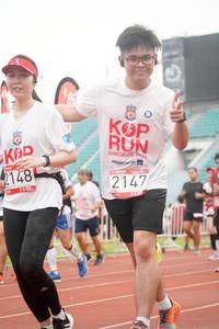 BIB: 2148, 2147
                            <button type="button" onclick="openModal(6053466)" class="btn btn-primary btn-sm float-right btn-popup" data-toggle="modal" data-target=".modal-high-quality">
                        <i class="fas fa-shopping-cart"></i> Add to Cart
                    </button>
                                            <button type="button" onclick="isThisMe(6053466, true)" class="btn btn-success btn-sm float-right btn-popup btn-isme hidden" data-toggle="tooltip" data-placement="bottom" title="นี่คือรูปของคุณใช่ไหม คลิกที่นี่เพื่อเอาเข้าอัลบั้ม">
                        <i class="fas fa-plus"></i> Add to album
                    </button>
                    <button type="button" onclick="isThisMe(6053466, false)" class="btn btn-warning btn-sm float-right btn-popup btn-isnotme hidden">
                        <i class="fas fa-ban"></i> Remove from album
                    </button>