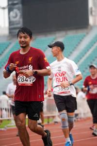 BIB: 284, 3615
                            <button type="button" onclick="openModal(6045943)" class="btn btn-primary btn-sm float-right btn-popup" data-toggle="modal" data-target=".modal-high-quality">
                        <i class="fas fa-shopping-cart"></i> Add to Cart
                    </button>
                                            <button type="button" onclick="isThisMe(6045943, true)" class="btn btn-success btn-sm float-right btn-popup btn-isme hidden" data-toggle="tooltip" data-placement="bottom" title="นี่คือรูปของคุณใช่ไหม คลิกที่นี่เพื่อเอาเข้าอัลบั้ม">
                        <i class="fas fa-plus"></i> Add to album
                    </button>
                    <button type="button" onclick="isThisMe(6045943, false)" class="btn btn-warning btn-sm float-right btn-popup btn-isnotme hidden">
                        <i class="fas fa-ban"></i> Remove from album
                    </button>