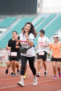 BIB: 8305, 715, 5149
                            <button type="button" onclick="openModal(6059595)" class="btn btn-primary btn-sm float-right btn-popup" data-toggle="modal" data-target=".modal-high-quality">
                        <i class="fas fa-shopping-cart"></i> Add to Cart
                    </button>
                                            <button type="button" onclick="isThisMe(6059595, true)" class="btn btn-success btn-sm float-right btn-popup btn-isme hidden" data-toggle="tooltip" data-placement="bottom" title="นี่คือรูปของคุณใช่ไหม คลิกที่นี่เพื่อเอาเข้าอัลบั้ม">
                        <i class="fas fa-plus"></i> Add to album
                    </button>
                    <button type="button" onclick="isThisMe(6059595, false)" class="btn btn-warning btn-sm float-right btn-popup btn-isnotme hidden">
                        <i class="fas fa-ban"></i> Remove from album
                    </button>