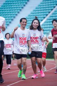 BIB: 7610, 7916, 653, 7611
                            <button type="button" onclick="openModal(6077538)" class="btn btn-primary btn-sm float-right btn-popup" data-toggle="modal" data-target=".modal-high-quality">
                        <i class="fas fa-shopping-cart"></i> Add to Cart
                    </button>
                                            <button type="button" onclick="isThisMe(6077538, true)" class="btn btn-success btn-sm float-right btn-popup btn-isme hidden" data-toggle="tooltip" data-placement="bottom" title="นี่คือรูปของคุณใช่ไหม คลิกที่นี่เพื่อเอาเข้าอัลบั้ม">
                        <i class="fas fa-plus"></i> Add to album
                    </button>
                    <button type="button" onclick="isThisMe(6077538, false)" class="btn btn-warning btn-sm float-right btn-popup btn-isnotme hidden">
                        <i class="fas fa-ban"></i> Remove from album
                    </button>