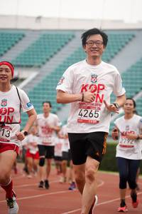 BIB: 201, 4265, 2792
                            <button type="button" onclick="openModal(6050223)" class="btn btn-primary btn-sm float-right btn-popup" data-toggle="modal" data-target=".modal-high-quality">
                        <i class="fas fa-shopping-cart"></i> Add to Cart
                    </button>
                                            <button type="button" onclick="isThisMe(6050223, true)" class="btn btn-success btn-sm float-right btn-popup btn-isme hidden" data-toggle="tooltip" data-placement="bottom" title="นี่คือรูปของคุณใช่ไหม คลิกที่นี่เพื่อเอาเข้าอัลบั้ม">
                        <i class="fas fa-plus"></i> Add to album
                    </button>
                    <button type="button" onclick="isThisMe(6050223, false)" class="btn btn-warning btn-sm float-right btn-popup btn-isnotme hidden">
                        <i class="fas fa-ban"></i> Remove from album
                    </button>