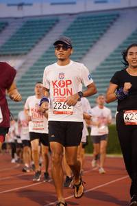 BIB: 2262, 423, 3264
                            <button type="button" onclick="openModal(6071757)" class="btn btn-primary btn-sm float-right btn-popup" data-toggle="modal" data-target=".modal-high-quality">
                        <i class="fas fa-shopping-cart"></i> Add to Cart
                    </button>
                                            <button type="button" onclick="isThisMe(6071757, true)" class="btn btn-success btn-sm float-right btn-popup btn-isme hidden" data-toggle="tooltip" data-placement="bottom" title="นี่คือรูปของคุณใช่ไหม คลิกที่นี่เพื่อเอาเข้าอัลบั้ม">
                        <i class="fas fa-plus"></i> Add to album
                    </button>
                    <button type="button" onclick="isThisMe(6071757, false)" class="btn btn-warning btn-sm float-right btn-popup btn-isnotme hidden">
                        <i class="fas fa-ban"></i> Remove from album
                    </button>