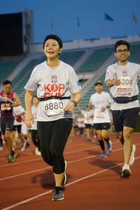 BIB: 200, 8880
                            <button type="button" onclick="openModal(6109878)" class="btn btn-primary btn-sm float-right btn-popup" data-toggle="modal" data-target=".modal-high-quality">
                        <i class="fas fa-shopping-cart"></i> Add to Cart
                    </button>
                                            <button type="button" onclick="isThisMe(6109878, true)" class="btn btn-success btn-sm float-right btn-popup btn-isme hidden" data-toggle="tooltip" data-placement="bottom" title="นี่คือรูปของคุณใช่ไหม คลิกที่นี่เพื่อเอาเข้าอัลบั้ม">
                        <i class="fas fa-plus"></i> Add to album
                    </button>
                    <button type="button" onclick="isThisMe(6109878, false)" class="btn btn-warning btn-sm float-right btn-popup btn-isnotme hidden">
                        <i class="fas fa-ban"></i> Remove from album
                    </button>