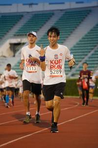 BIB: 1113, 5289
                            <button type="button" onclick="openModal(6072049)" class="btn btn-primary btn-sm float-right btn-popup" data-toggle="modal" data-target=".modal-high-quality">
                        <i class="fas fa-shopping-cart"></i> Add to Cart
                    </button>
                                            <button type="button" onclick="isThisMe(6072049, true)" class="btn btn-success btn-sm float-right btn-popup btn-isme hidden" data-toggle="tooltip" data-placement="bottom" title="นี่คือรูปของคุณใช่ไหม คลิกที่นี่เพื่อเอาเข้าอัลบั้ม">
                        <i class="fas fa-plus"></i> Add to album
                    </button>
                    <button type="button" onclick="isThisMe(6072049, false)" class="btn btn-warning btn-sm float-right btn-popup btn-isnotme hidden">
                        <i class="fas fa-ban"></i> Remove from album
                    </button>