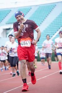 BIB: 4841
                            <button type="button" onclick="openModal(6077693)" class="btn btn-primary btn-sm float-right btn-popup" data-toggle="modal" data-target=".modal-high-quality">
                        <i class="fas fa-shopping-cart"></i> Add to Cart
                    </button>
                                            <button type="button" onclick="isThisMe(6077693, true)" class="btn btn-success btn-sm float-right btn-popup btn-isme hidden" data-toggle="tooltip" data-placement="bottom" title="นี่คือรูปของคุณใช่ไหม คลิกที่นี่เพื่อเอาเข้าอัลบั้ม">
                        <i class="fas fa-plus"></i> Add to album
                    </button>
                    <button type="button" onclick="isThisMe(6077693, false)" class="btn btn-warning btn-sm float-right btn-popup btn-isnotme hidden">
                        <i class="fas fa-ban"></i> Remove from album
                    </button>