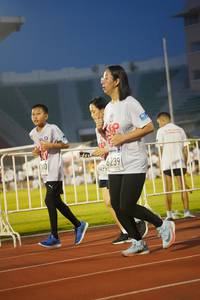 BIB: 6239, 475
                            <button type="button" onclick="openModal(6109722)" class="btn btn-primary btn-sm float-right btn-popup" data-toggle="modal" data-target=".modal-high-quality">
                        <i class="fas fa-shopping-cart"></i> Add to Cart
                    </button>
                                            <button type="button" onclick="isThisMe(6109722, true)" class="btn btn-success btn-sm float-right btn-popup btn-isme hidden" data-toggle="tooltip" data-placement="bottom" title="นี่คือรูปของคุณใช่ไหม คลิกที่นี่เพื่อเอาเข้าอัลบั้ม">
                        <i class="fas fa-plus"></i> Add to album
                    </button>
                    <button type="button" onclick="isThisMe(6109722, false)" class="btn btn-warning btn-sm float-right btn-popup btn-isnotme hidden">
                        <i class="fas fa-ban"></i> Remove from album
                    </button>